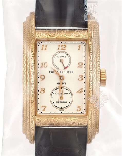 Patek Philippe. A fine and Rare 18k Pink Gold Rectangular 